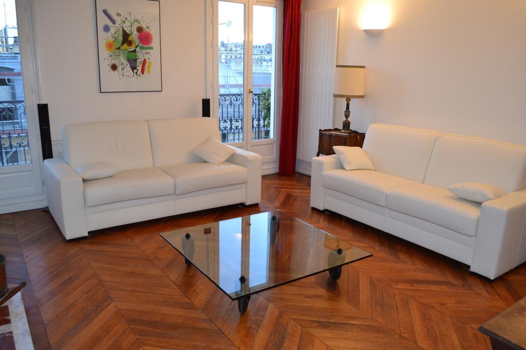 Appartement Moulin Rouge II Paris Room photo